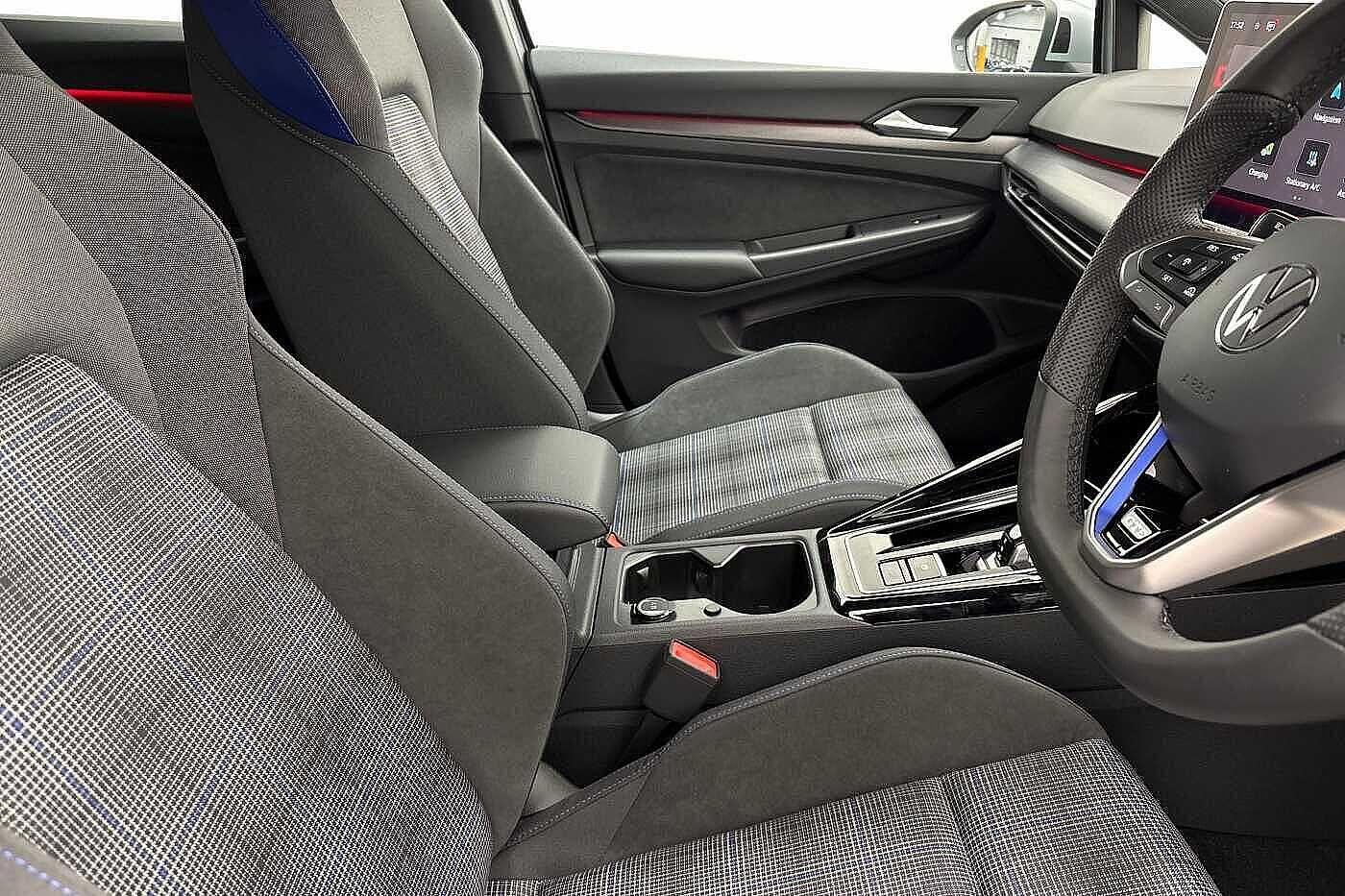 Used Volkswagen Golf 2025 for sale - 77733760: Photo 10