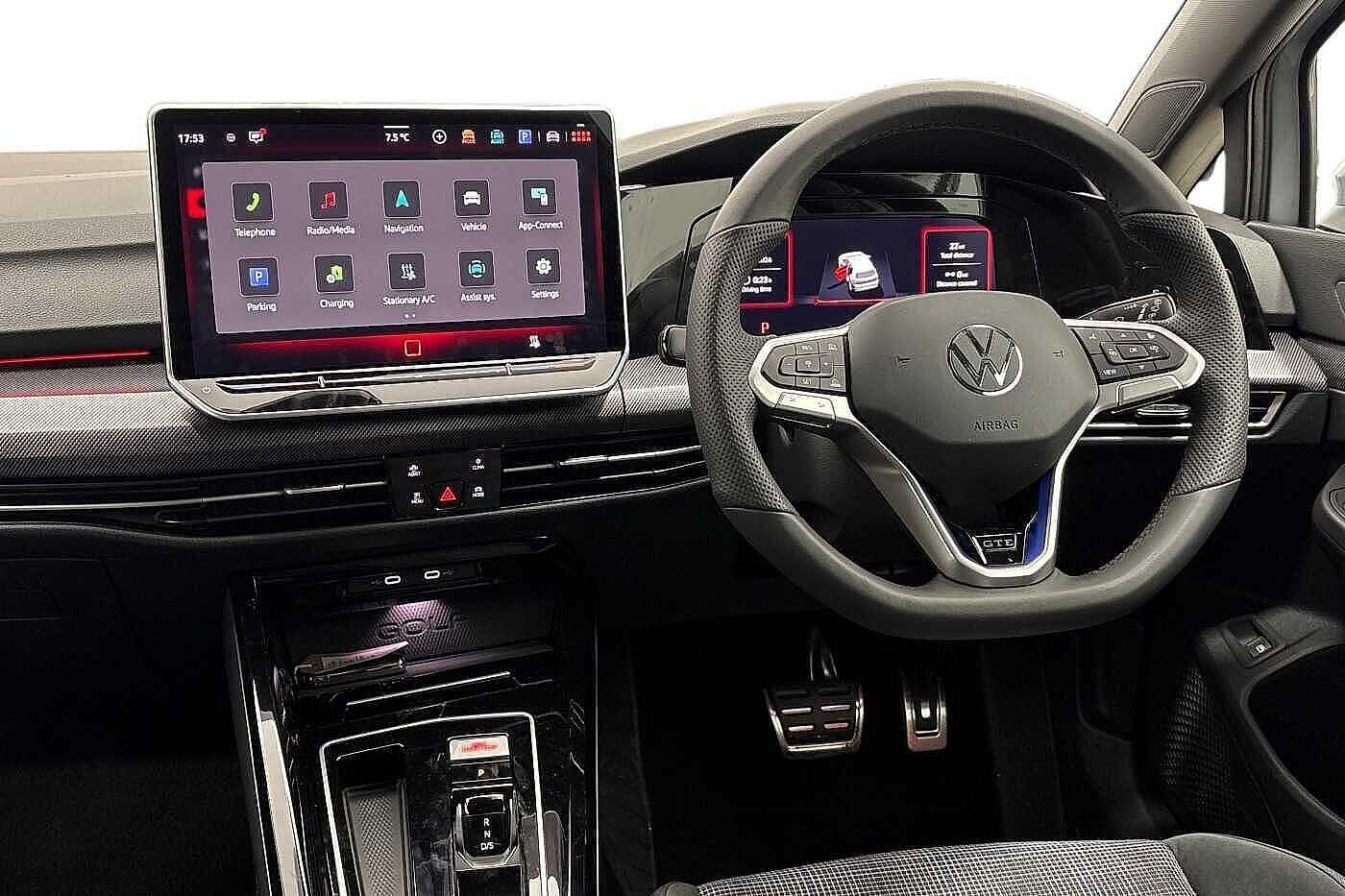 Used Volkswagen Golf 2025 for sale - 77733760: Photo 2