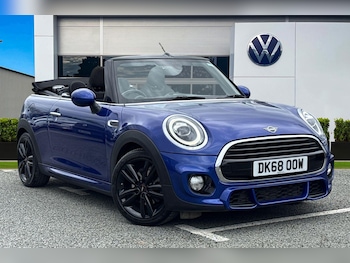 Used MINI Convertible 2018 for sale - 78413396: Photo
