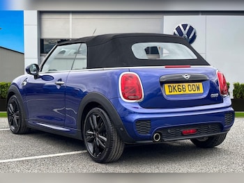Used MINI Convertible 2018 for sale - 78413396: Photo