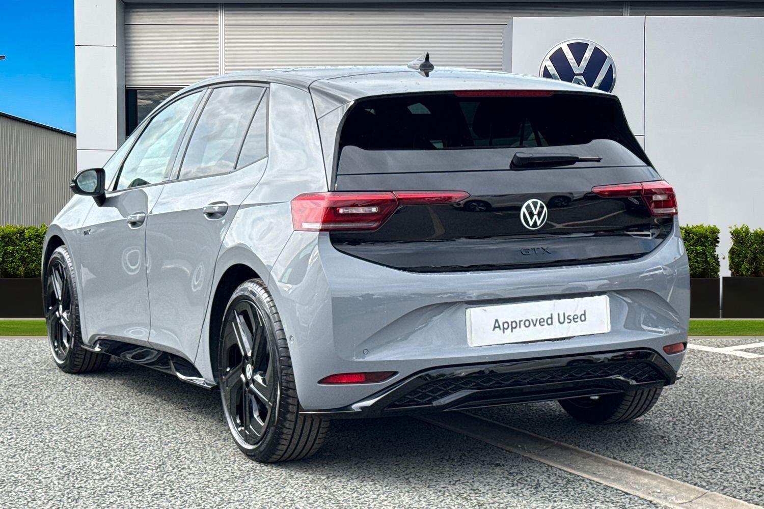 Used Volkswagen ID.3 2025 for sale - 76353099: Photo 2