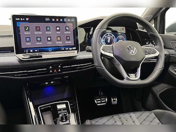 Used Volkswagen Golf 2025 for sale - 79272829: Photo