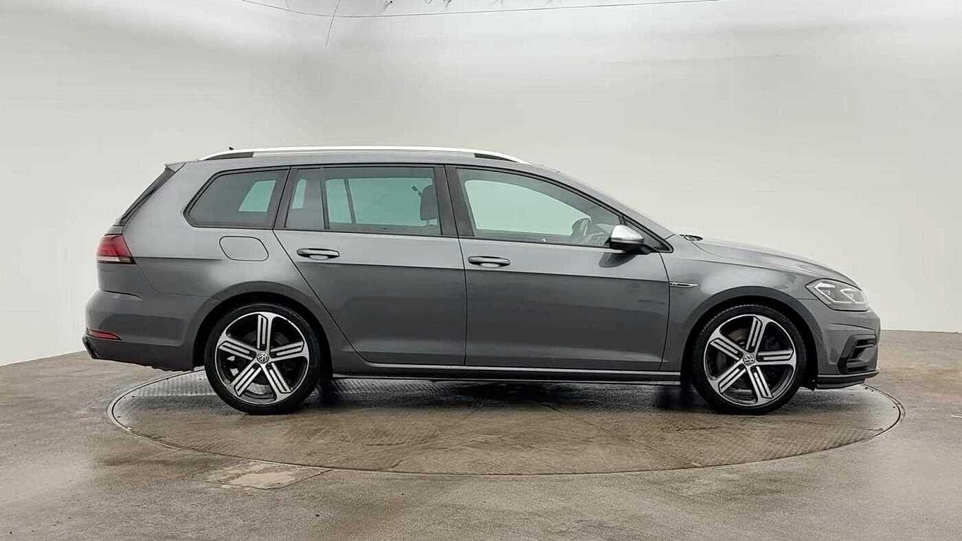 Used Volkswagen Golf 2020 for sale - 77798418: Photo 4