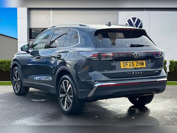 Used Volkswagen Tiguan 2025 for sale - 76236700: Photo 2