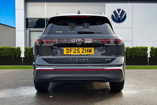 Used Volkswagen Tiguan 2025 for sale - 76236700: Photo 4