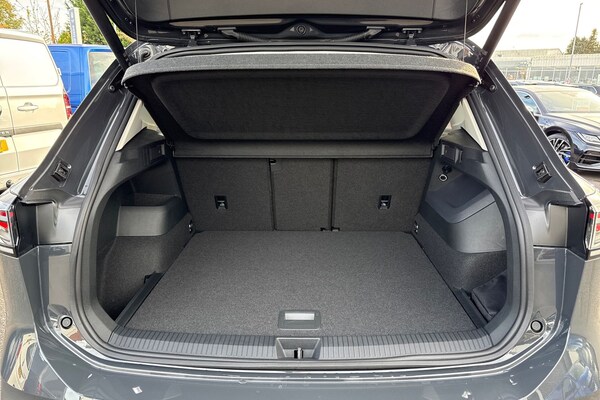 Used Volkswagen Tiguan 2025 for sale - 76236700: Photo 6