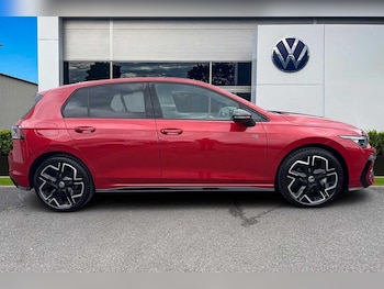 Used Volkswagen Golf 2024 for sale - 76641743: Photo