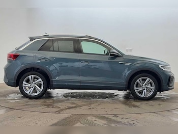 Used Volkswagen T-Roc 2025 for sale - 76617111: Photo