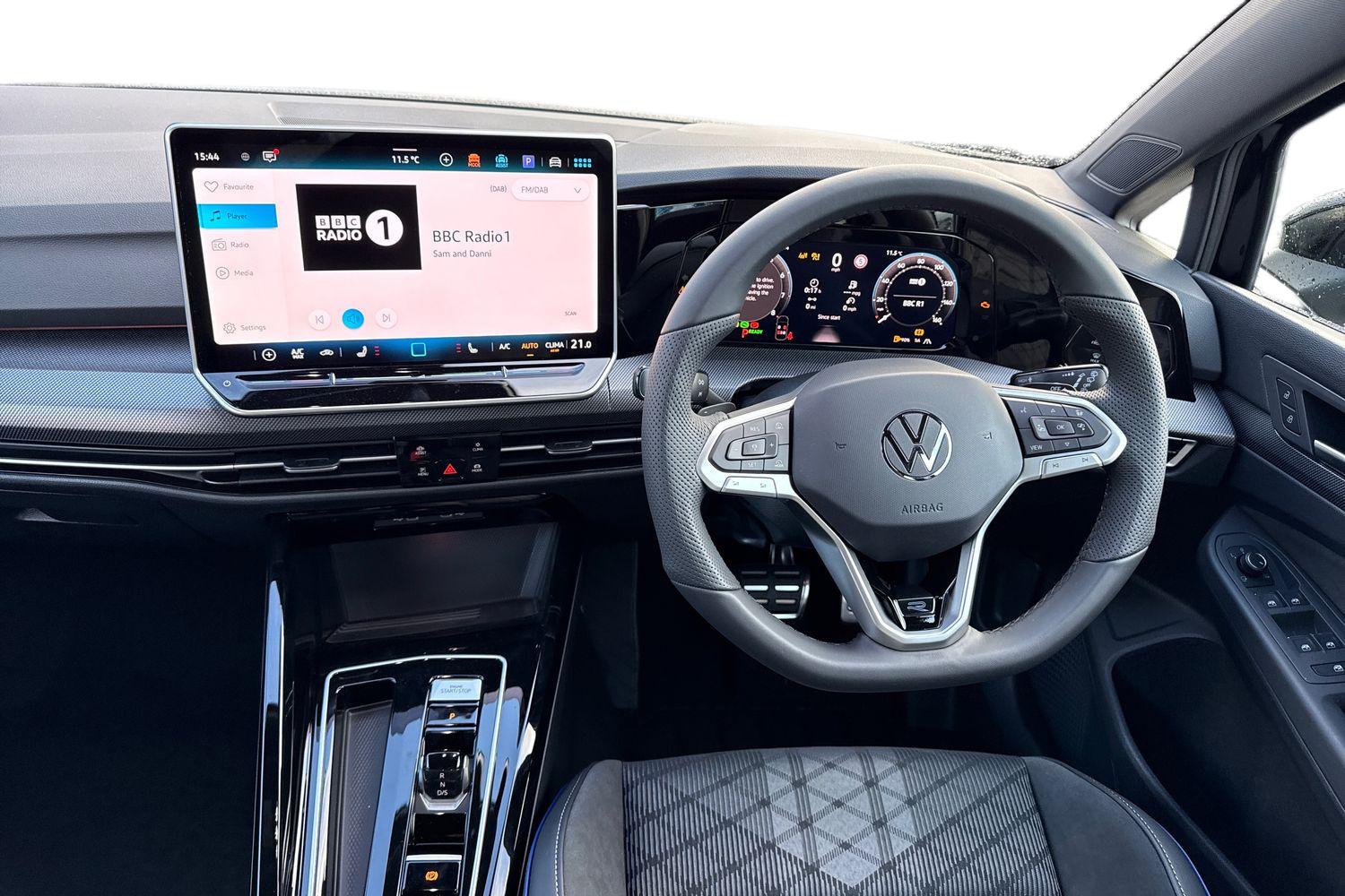 Used Volkswagen Golf 2025 for sale - 76353140: Photo 17