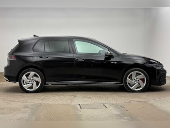 Used Volkswagen Golf 2025 for sale - 78422179: Photo