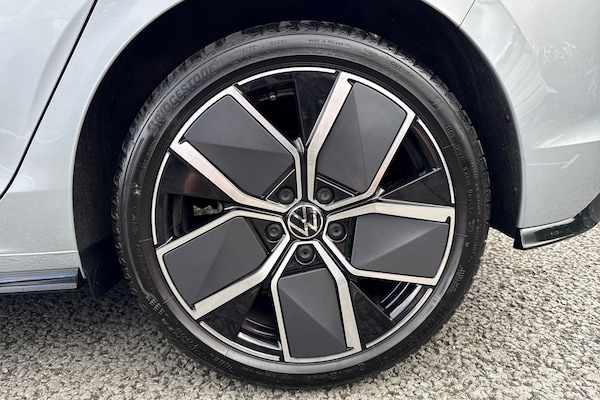 Used Volkswagen Golf 2025 for sale - 75536340: Photo 11