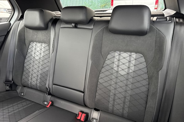 Used Volkswagen Golf 2025 for sale - 75536340: Photo 19