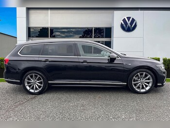Used Volkswagen Passat 2022 for sale - 77421513: Photo