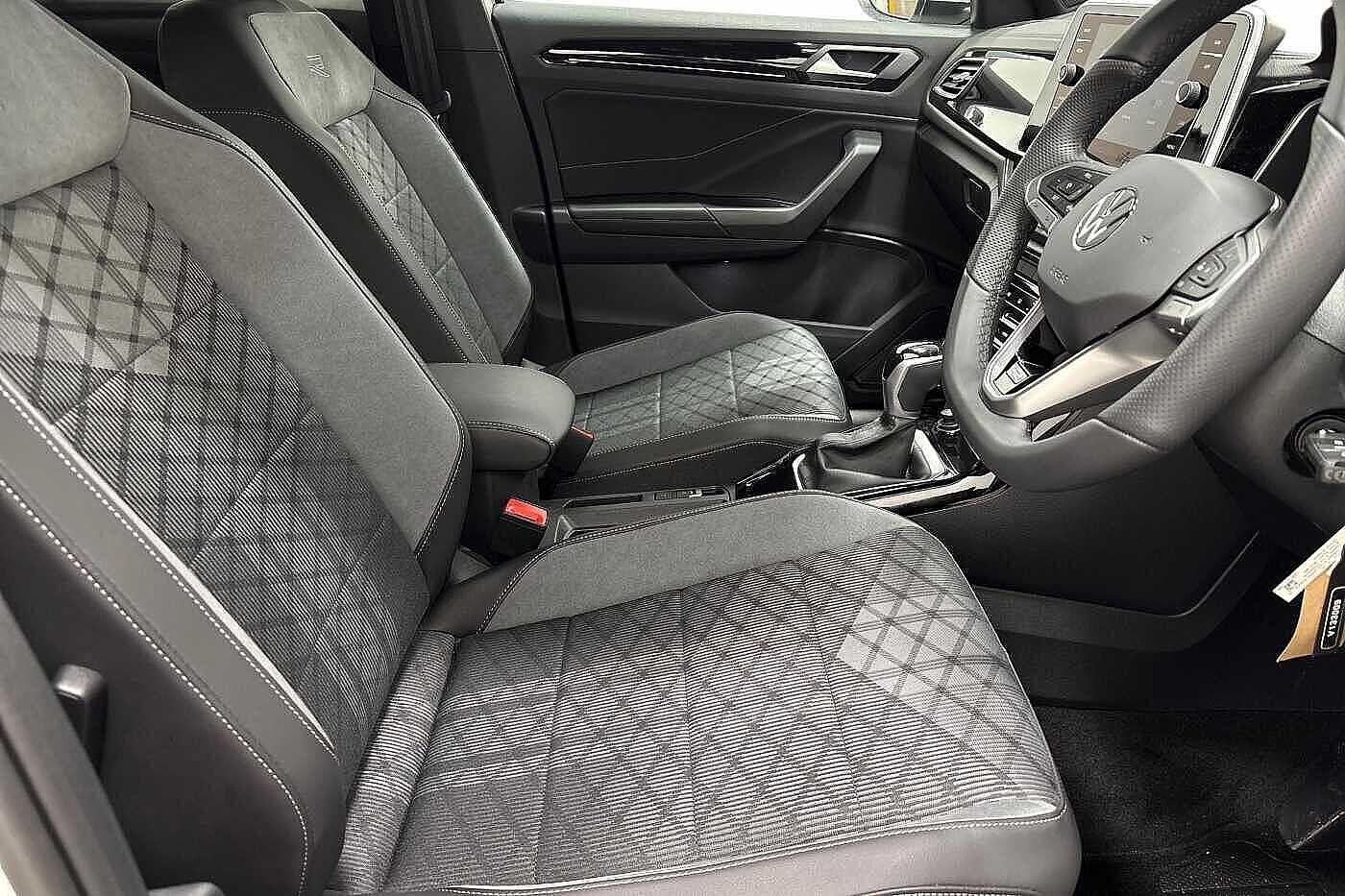 Used Volkswagen T-Roc 2025 for sale - 77297371: Photo 10