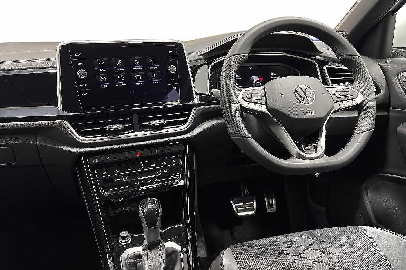 Used Volkswagen T-Roc 2025 for sale - 77297371: Photo 2