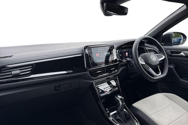 Used Volkswagen T-Roc 2023 for sale - 75995930: Photo 14