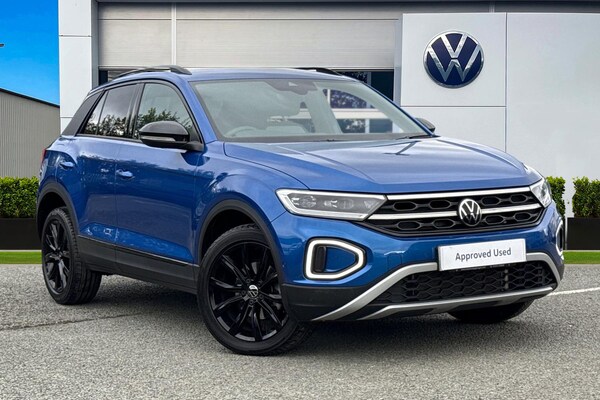 Used Volkswagen T-Roc 2023 for sale - 75995930: Photo 1