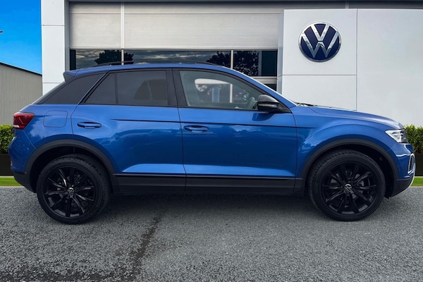 Used Volkswagen T-Roc 2023 for sale - 75995930: Photo 3