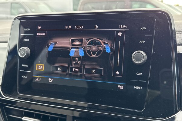 Used Volkswagen T-Roc 2023 for sale - 75995930: Photo 55