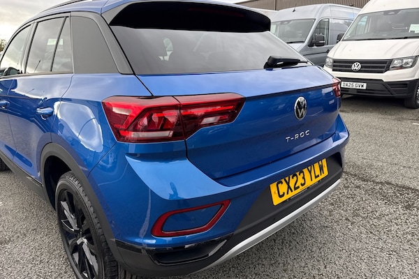 Used Volkswagen T-Roc 2023 for sale - 75995930: Photo 7
