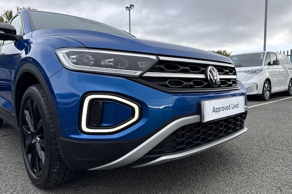 Used Volkswagen T-Roc 2023 for sale - 75995930: Photo 8