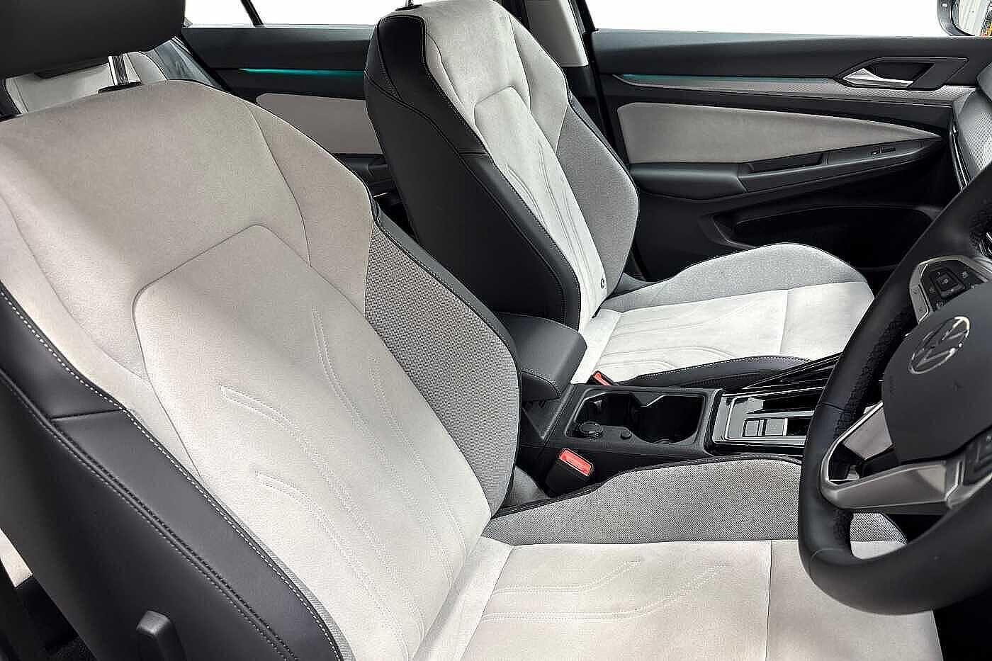 Used Volkswagen Golf 2025 for sale - 76374772: Photo 10