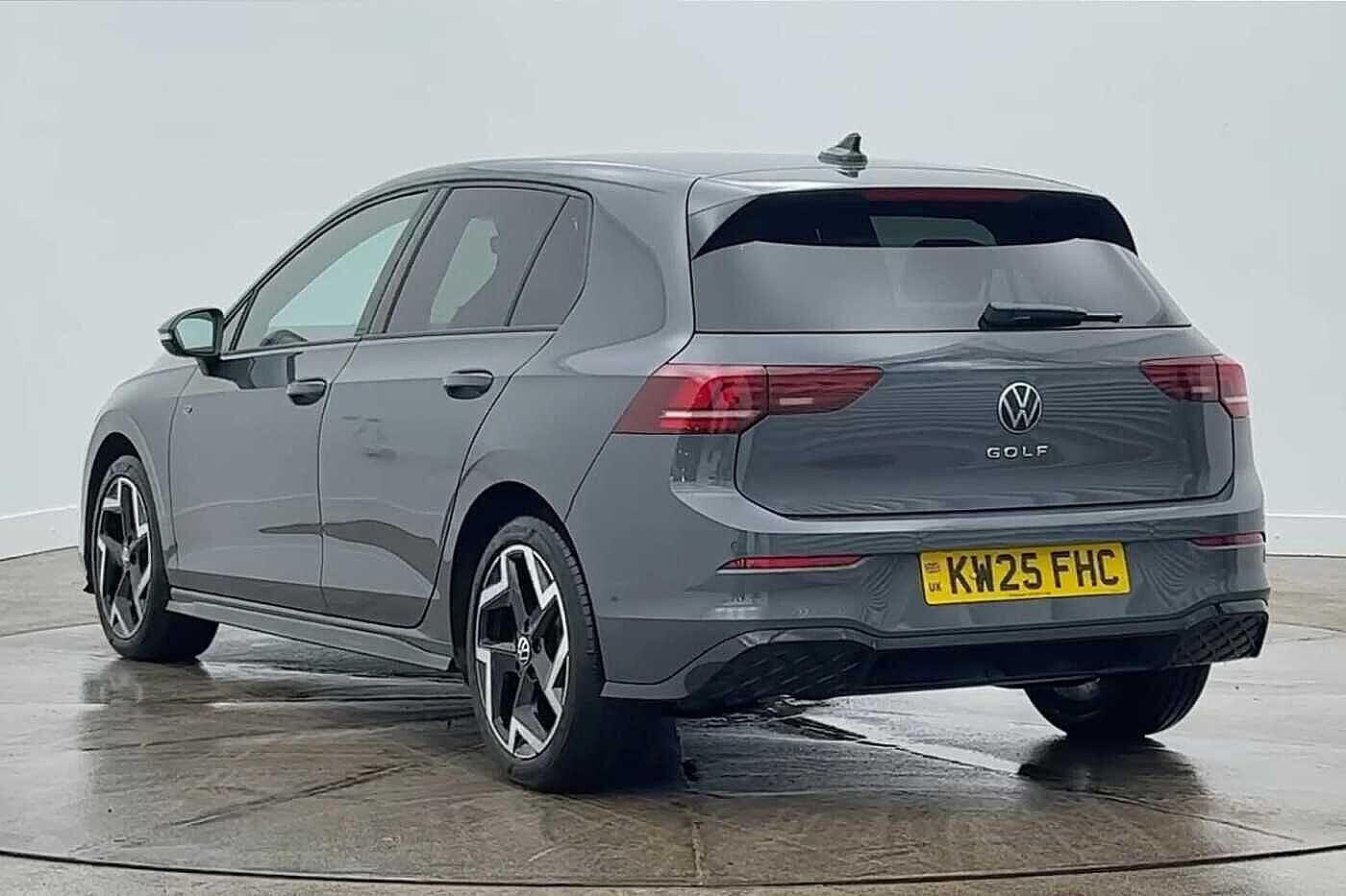 Used Volkswagen Golf 2025 for sale - 77546536: Photo 3