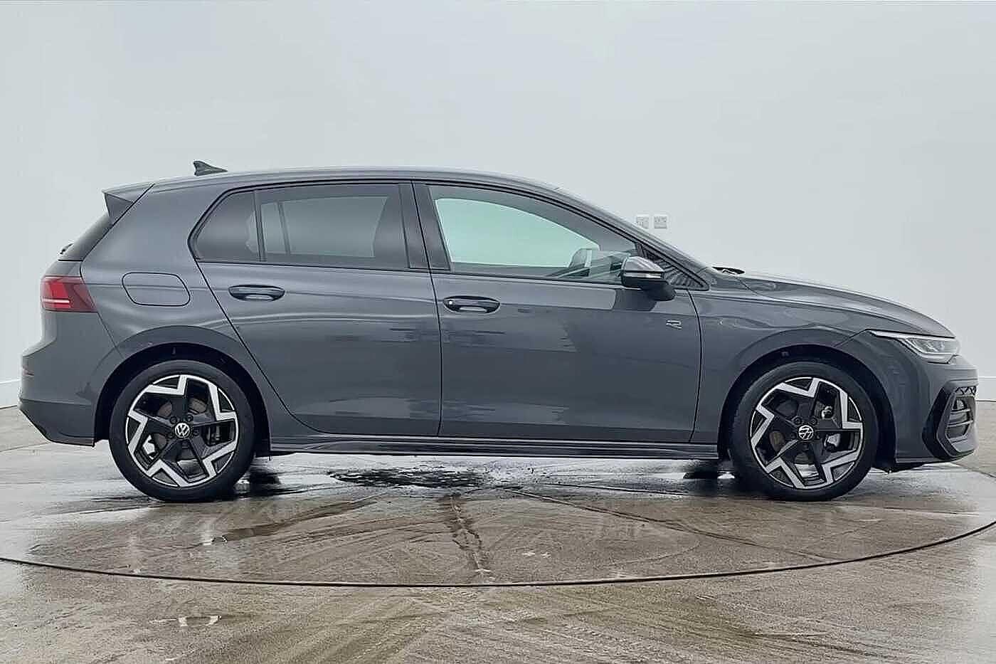 Used Volkswagen Golf 2025 for sale - 77546536: Photo 4