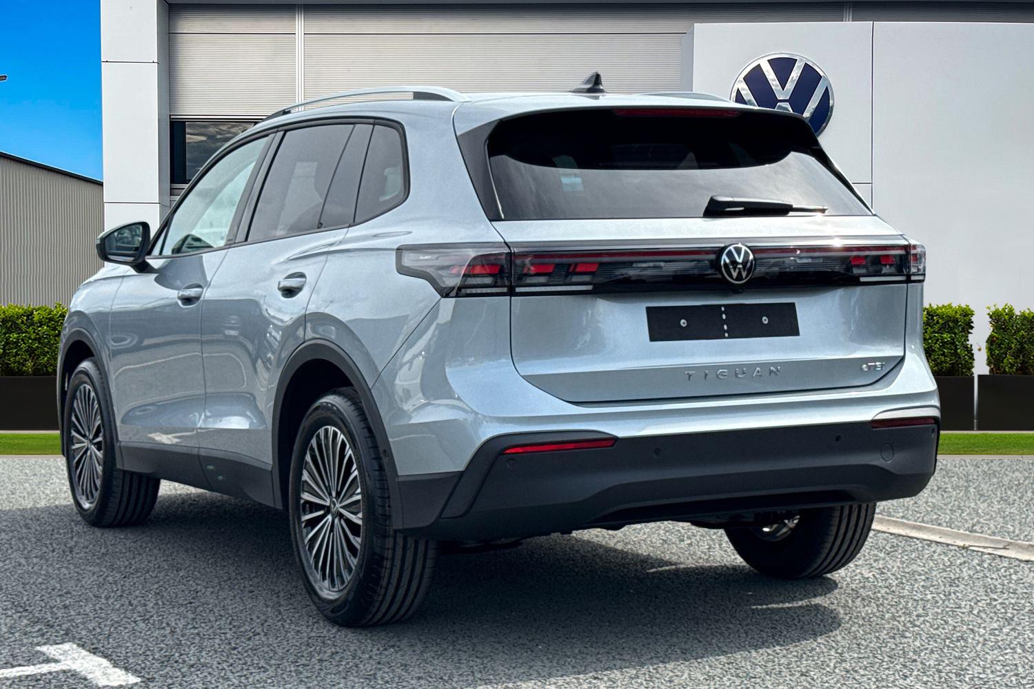 Used Volkswagen Tiguan 2026 for sale - 77577779: Photo 2