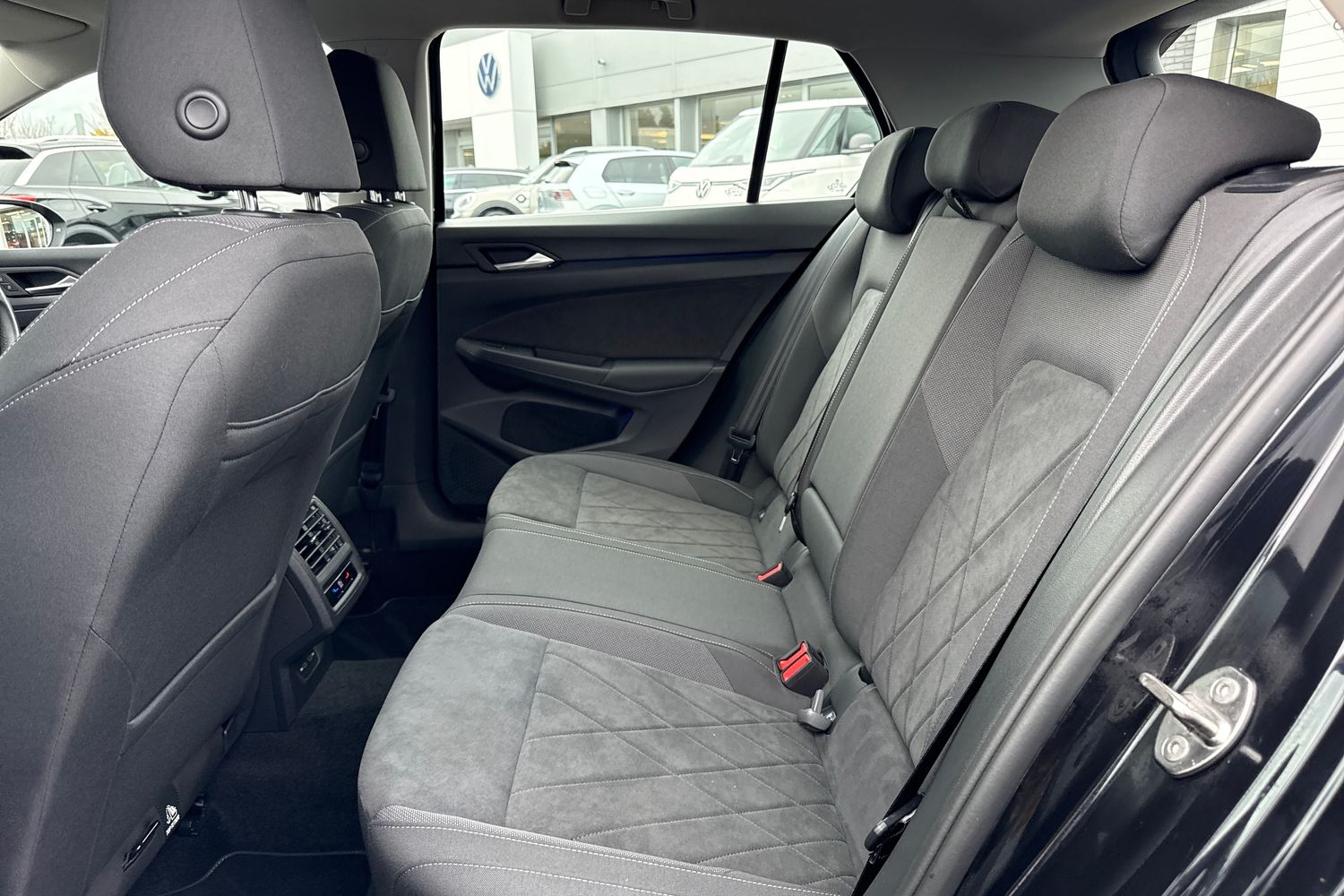 Used Volkswagen Golf 2022 for sale - 76481063: Photo 33