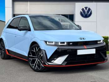 2025 - 478kW 84 kWh 5dr Auto