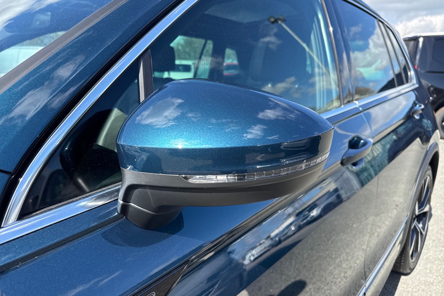 Used Volkswagen Tiguan 2023 for sale - 78120973: Photo 34