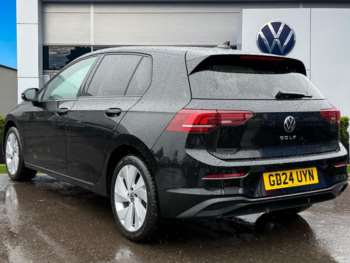 Used Volkswagen Golf 2024 for sale - 74802011: Photo