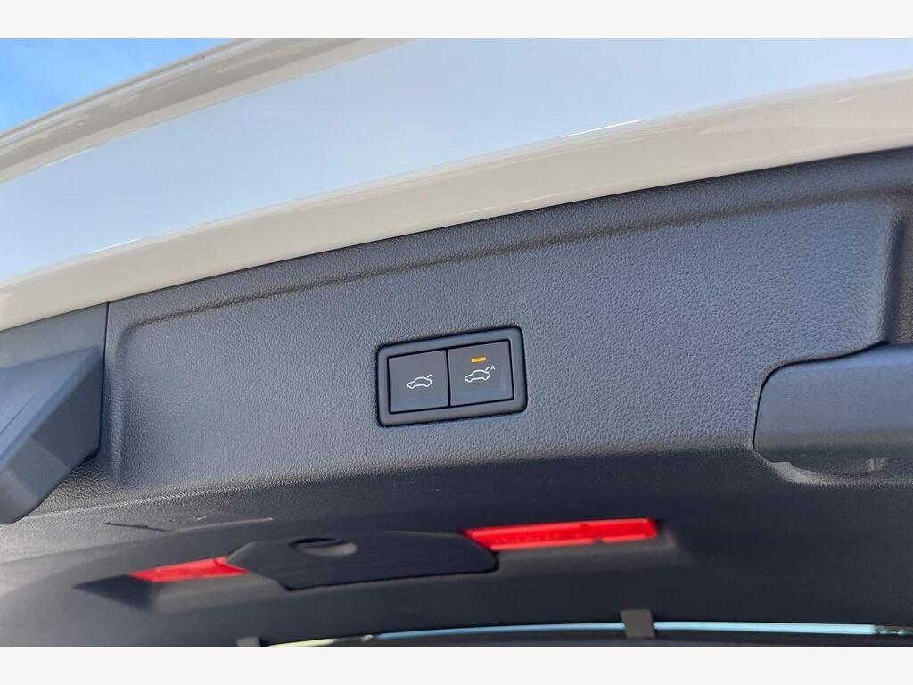 Used Volkswagen Touareg 2025 for sale - 76739494: Photo 29