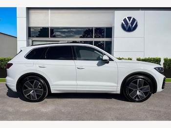 Used Volkswagen Touareg 2025 for sale - 76739494: Photo