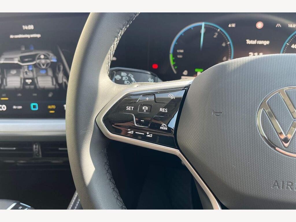 Used Volkswagen Touareg 2025 for sale - 76739494: Photo 44