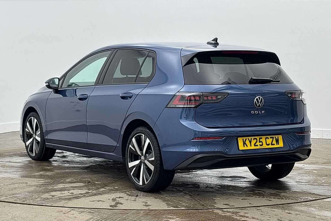 Used Volkswagen Golf 2025 for sale - 77879098: Photo 3