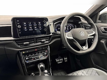 Used Volkswagen T-Roc 2025 for sale - 78579436: Photo
