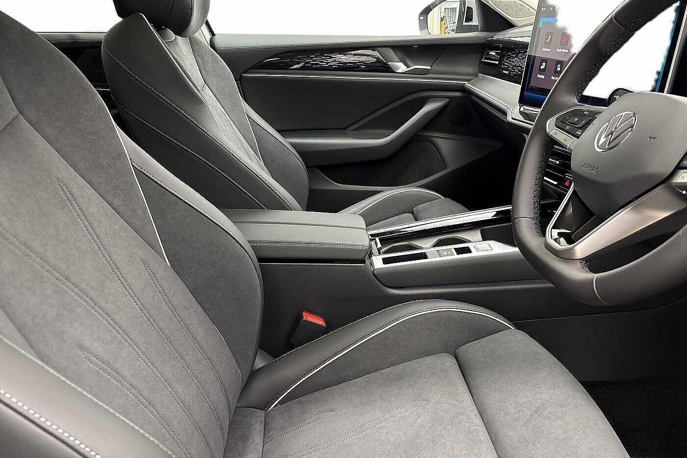 Used Volkswagen Passat 2025 for sale - 77463195: Photo 10