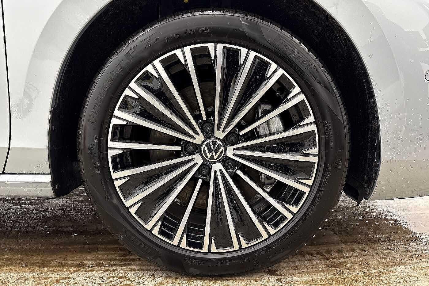 Used Volkswagen Passat 2025 for sale - 77463195: Photo 5