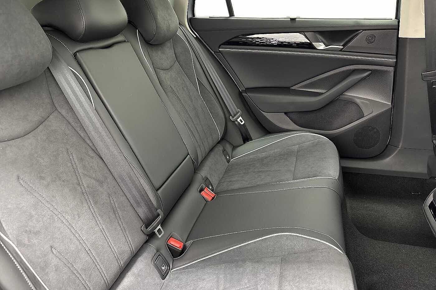 Used Volkswagen Passat 2025 for sale - 77463195: Photo 9