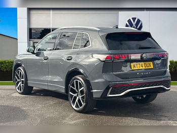 Used Volkswagen Tiguan 2024 for sale - 76115231: Photo 2