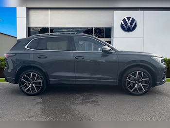 Used Volkswagen Tiguan 2024 for sale - 76115231: Photo 3