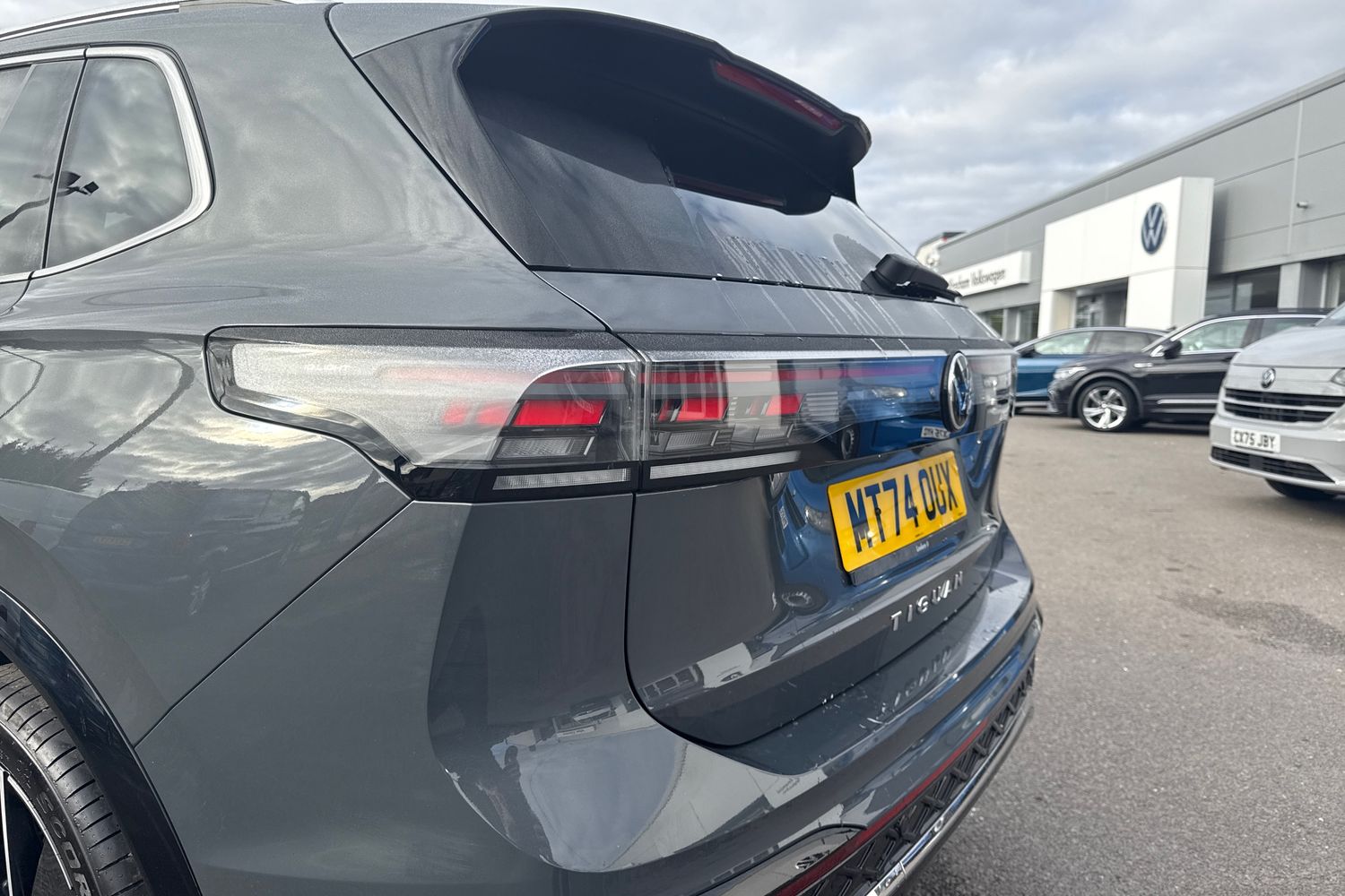 Used Volkswagen Tiguan 2024 for sale - 76115231: Photo 8