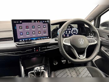 Used Volkswagen Golf 2025 for sale - 79138267: Photo