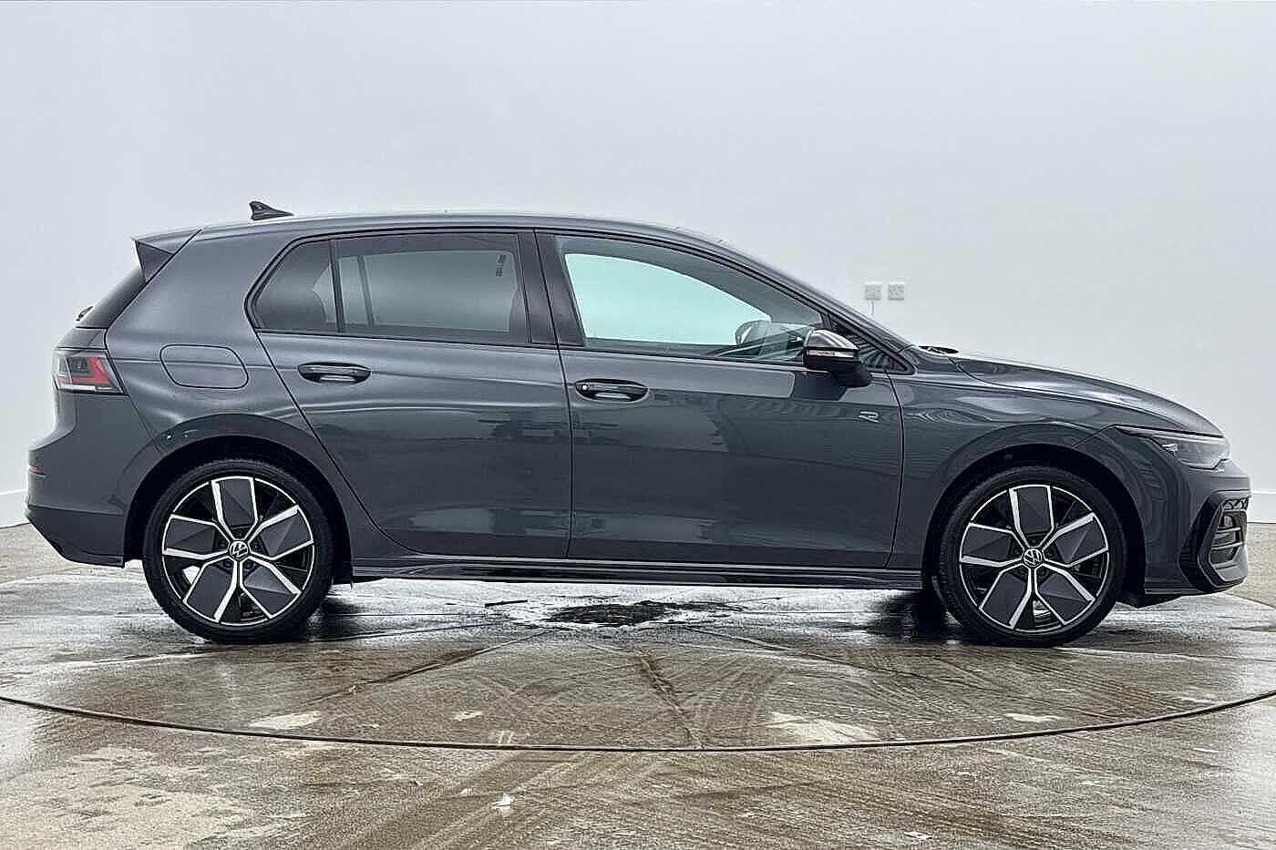 Used Volkswagen Golf 2025 for sale - 78197571: Photo 4