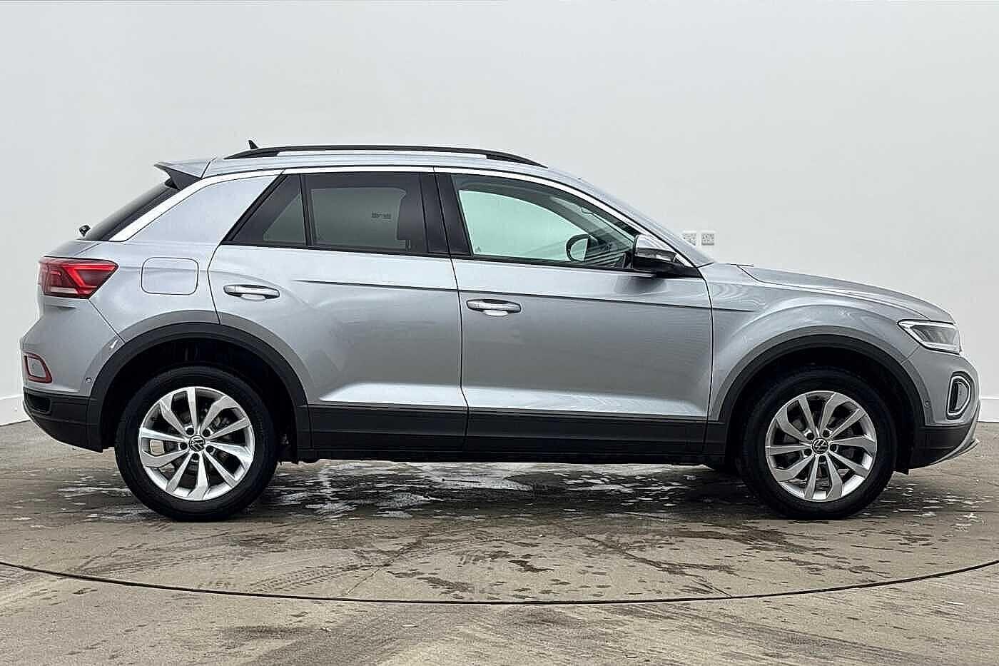 Used Volkswagen T-Roc 2025 for sale - 78197555: Photo 4