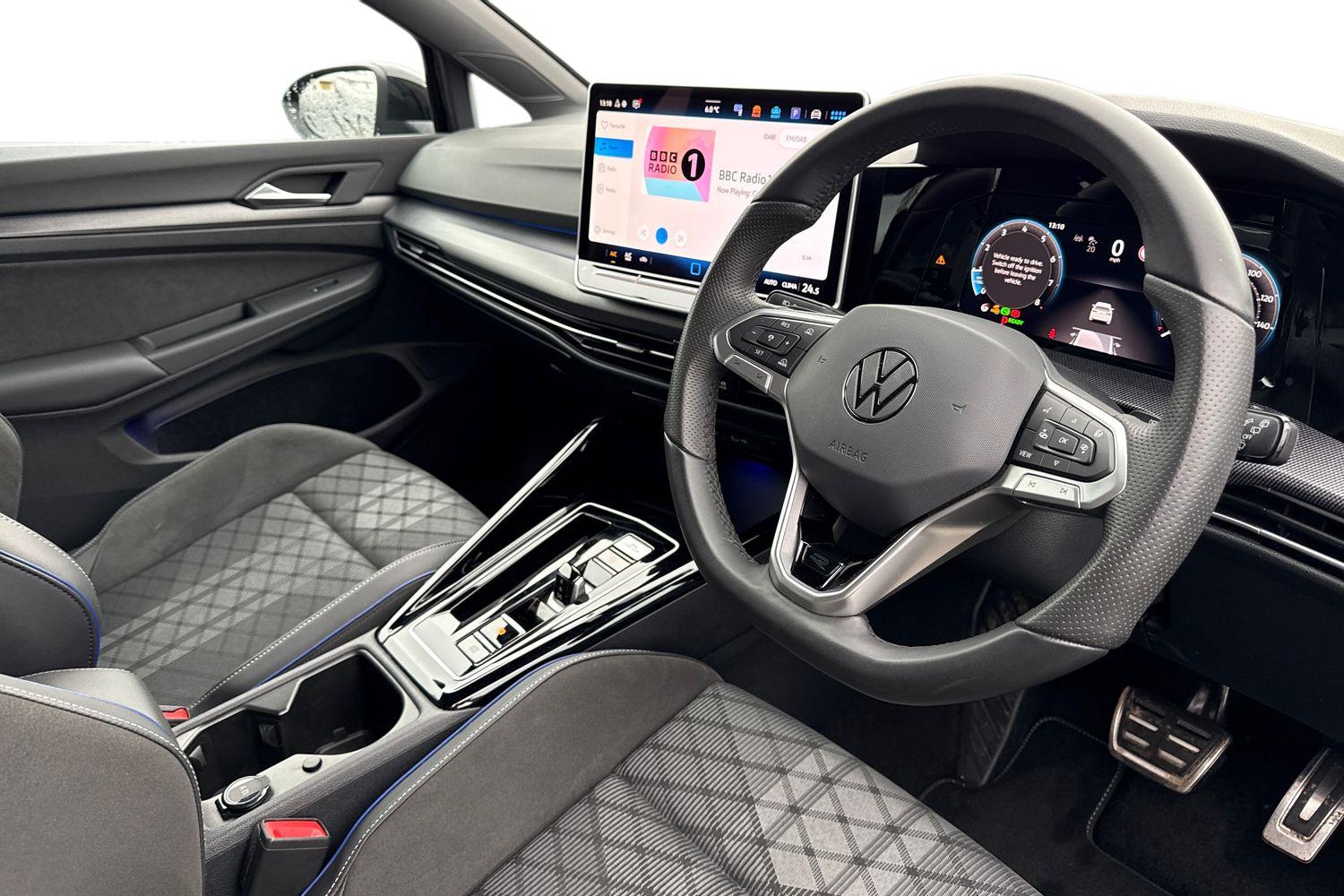 Used Volkswagen Golf 2025 for sale - 77399672: Photo 8