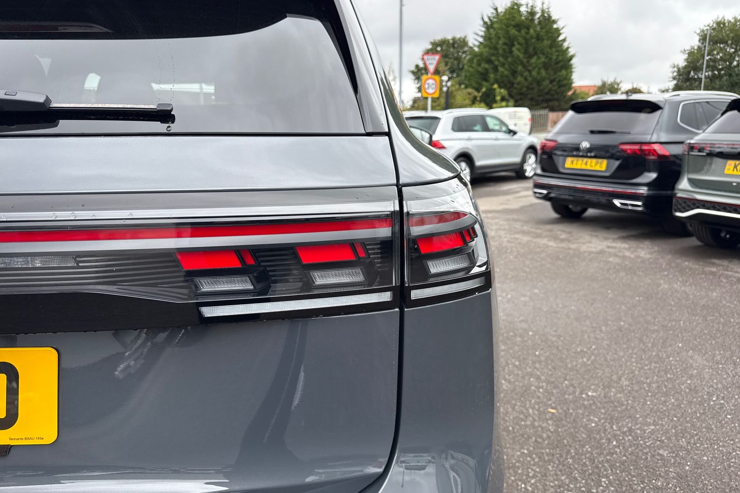 Used Volkswagen Tiguan 2024 for sale - 76985300: Photo 26