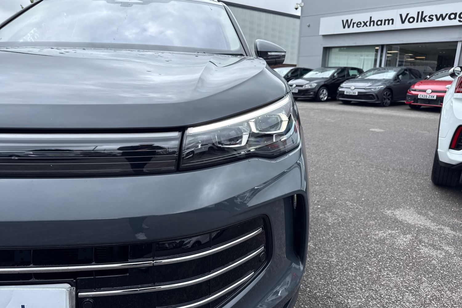 Used Volkswagen Tiguan 2024 for sale - 76985300: Photo 32